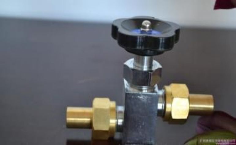 点击查看详细信息<br>标题：中心供氧机 阅读次数：1328